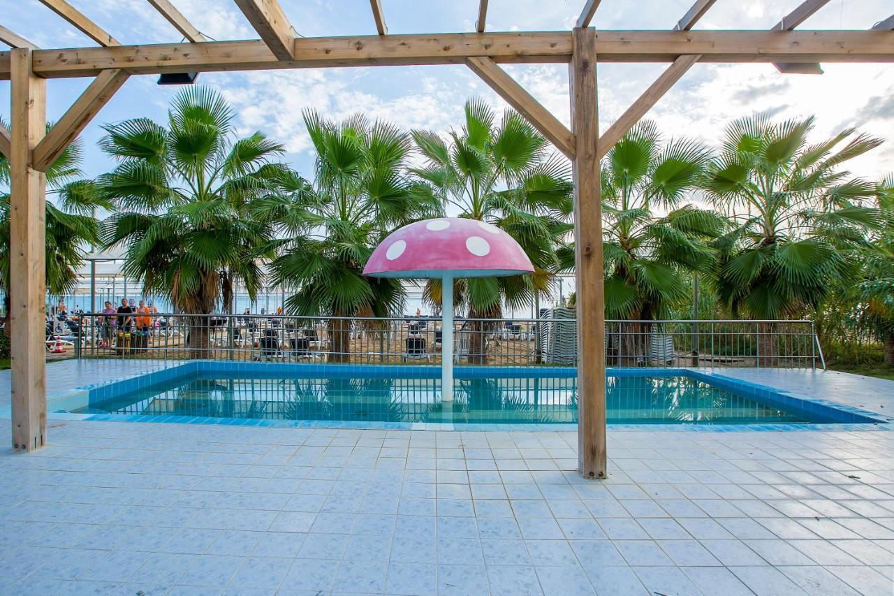 J'Adore Deluxe Hotel & Spa Ultra All Inclusive Side Exterior photo