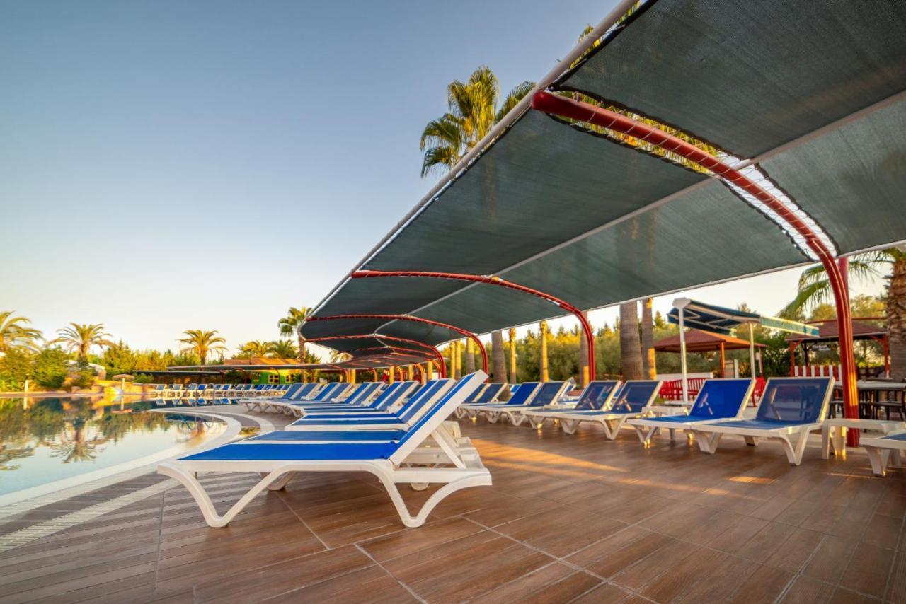 J'Adore Deluxe Hotel & Spa Ultra All Inclusive Side Exterior photo