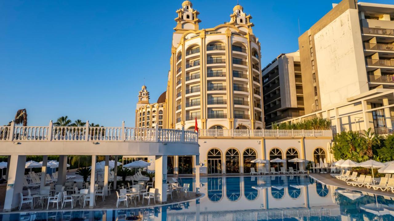 J'Adore Deluxe Hotel & Spa Ultra All Inclusive Side Exterior photo